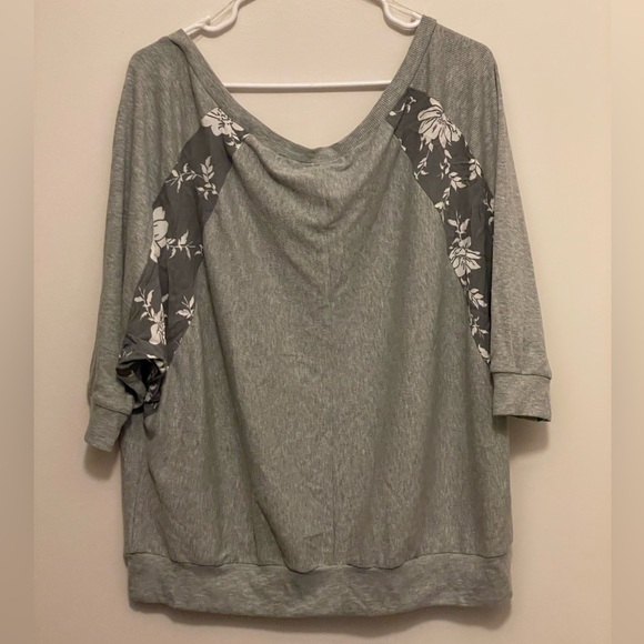 Daytrip Off The Shoulder Top in Grey With Floral Detail, Size XL - Picture 4 of 4